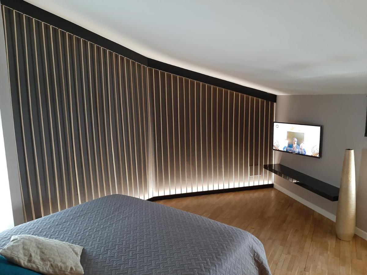 דסנזאנו דל גארדה Moaa - Modern Art Apartment מראה חיצוני תמונה