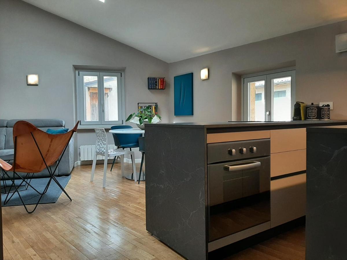 דסנזאנו דל גארדה Moaa - Modern Art Apartment מראה חיצוני תמונה