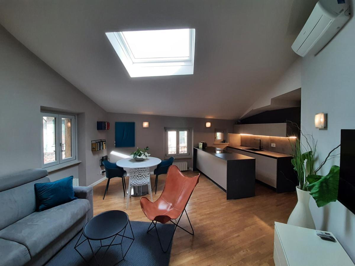 דסנזאנו דל גארדה Moaa - Modern Art Apartment מראה חיצוני תמונה
